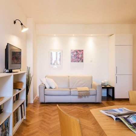 Joivy Homey 1-Bed With View Near Citylife Milano Exteriör bild