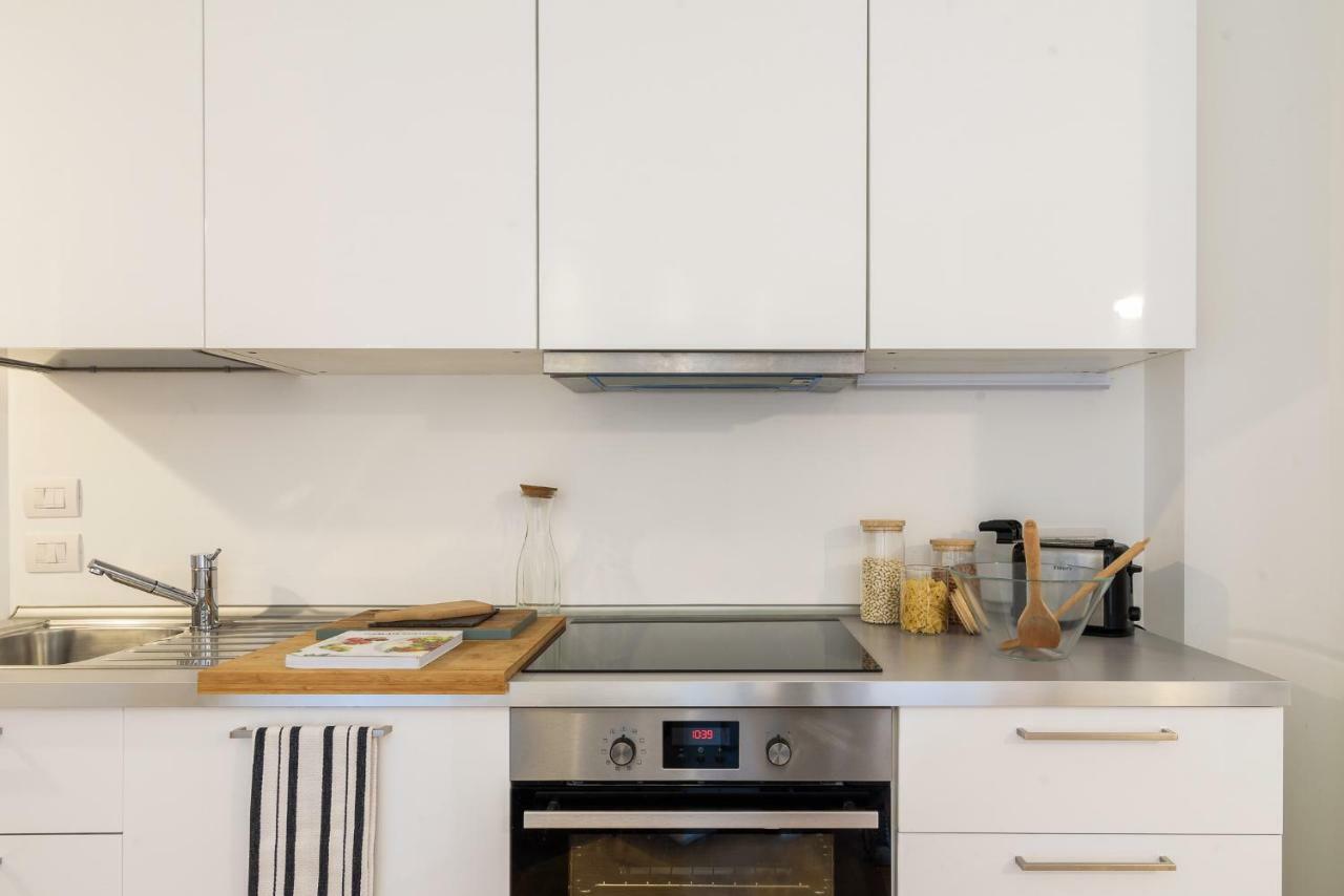 Joivy Homey 1-Bed With View Near Citylife Milano Exteriör bild