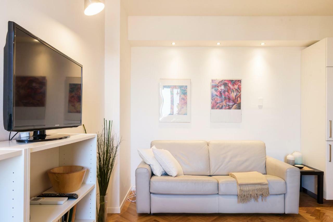Joivy Homey 1-Bed With View Near Citylife Milano Exteriör bild